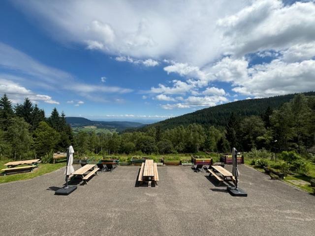 Auberge De L'Etang Du Devin ラプートロワ エクステリア 写真